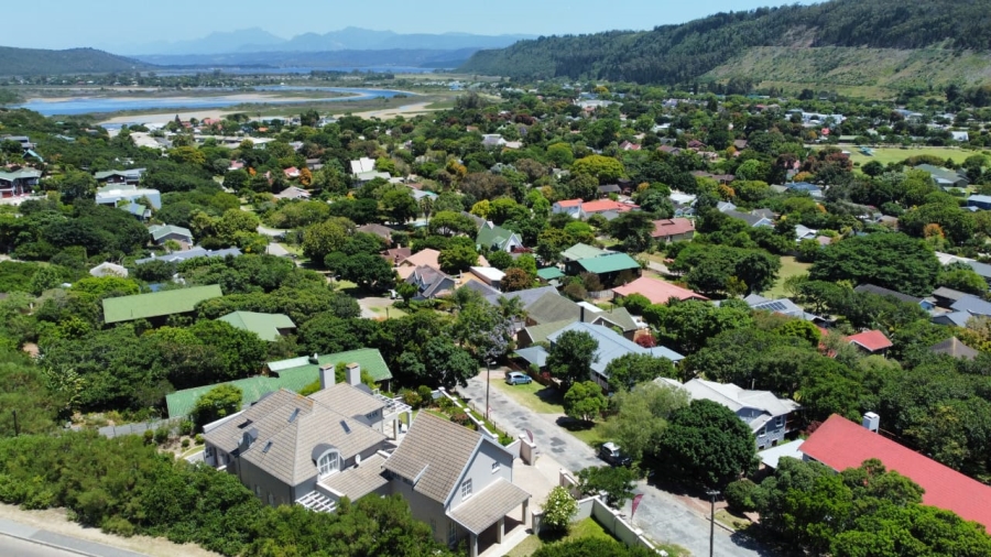 4 Bedroom Property for Sale in Sedgefield Central Western Cape